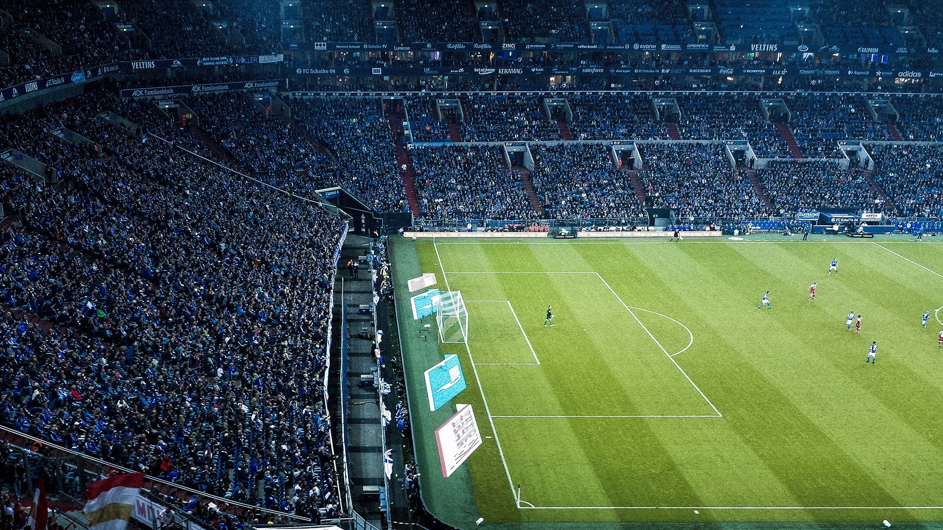 ayx世界杯2026-欧冠淘汰赛之夜，阿坎吉，舞台越大，越强